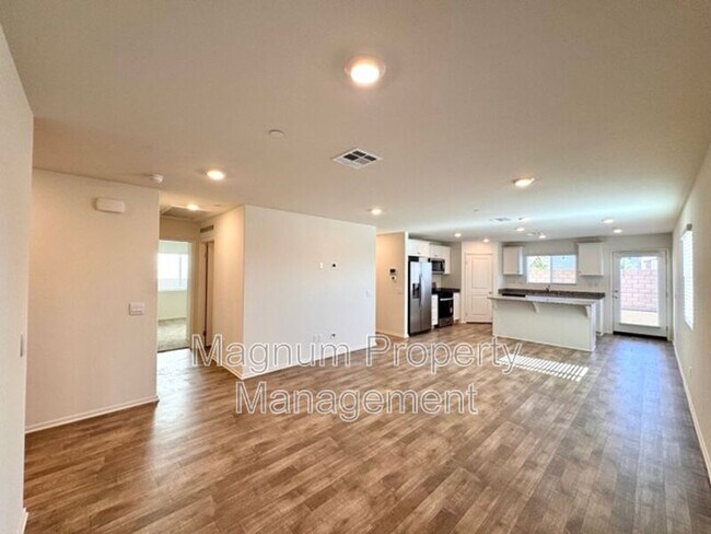 Building Photo - 31050 Rosebud Dr