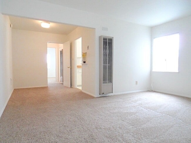 Building Photo - 3051-3053 Luna Ave