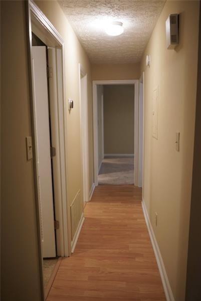 Building Photo - 4001 Riverlook Pkwy SE