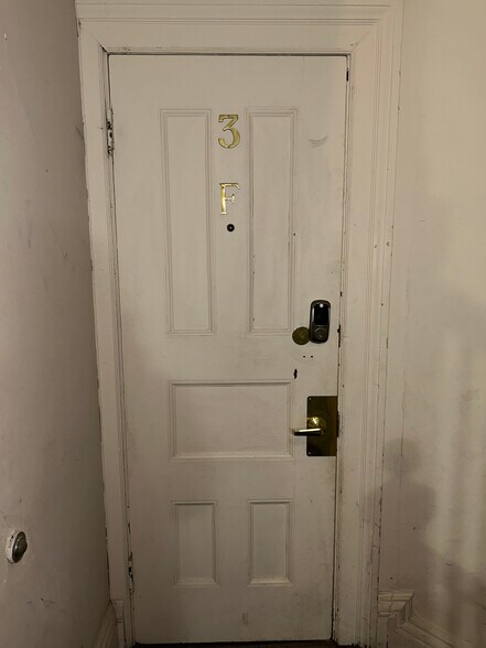 Building Photo - 464 Beacon St