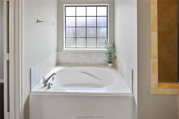 Building Photo - 4289 Hollow Stone Dr