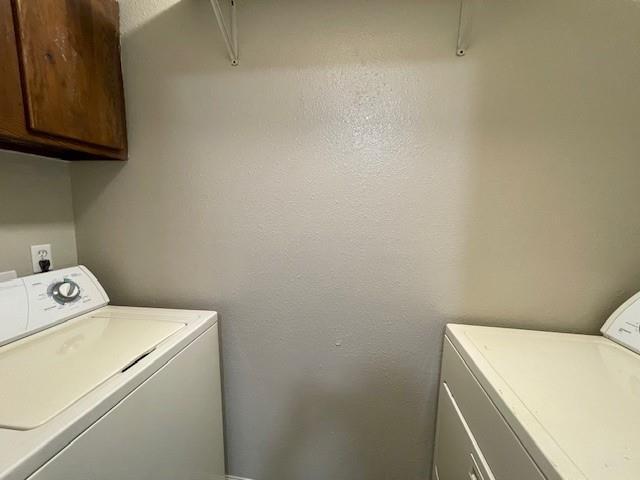 Building Photo - 8808 Mountain Ridge Dr