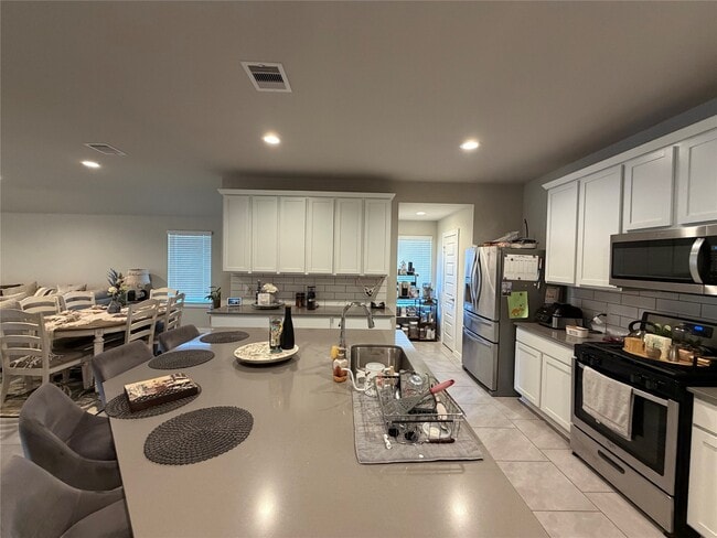 Building Photo - 29411 Travis Trace