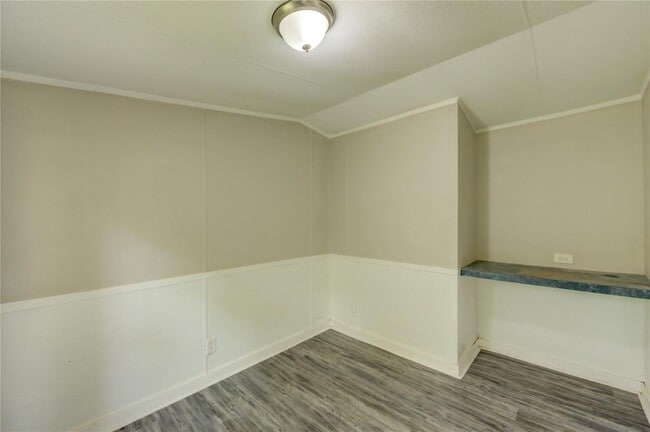 Building Photo - 13265 Pecan Tree Dr