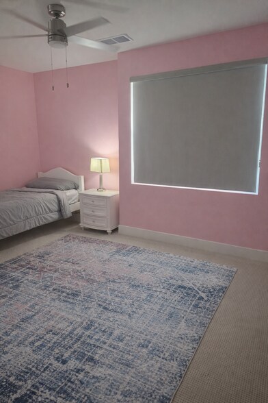 Building Photo - 1639 Corte Medialuna