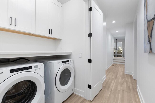 Building Photo - The Best Address in Germantown — Fully Furnished Executive Townhome, Move-In Ready | $8,995/Mo