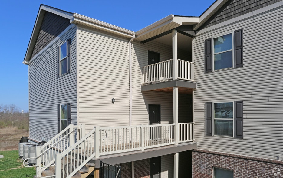 Country Club Estates 4011 Bramblewood Dr Erlanger KY 41018