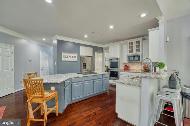 Building Photo - 8314 Sunnybrook Ct