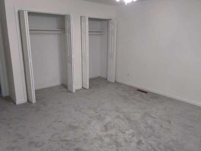 Building Photo - Chesterfield-Salem Church Rd area