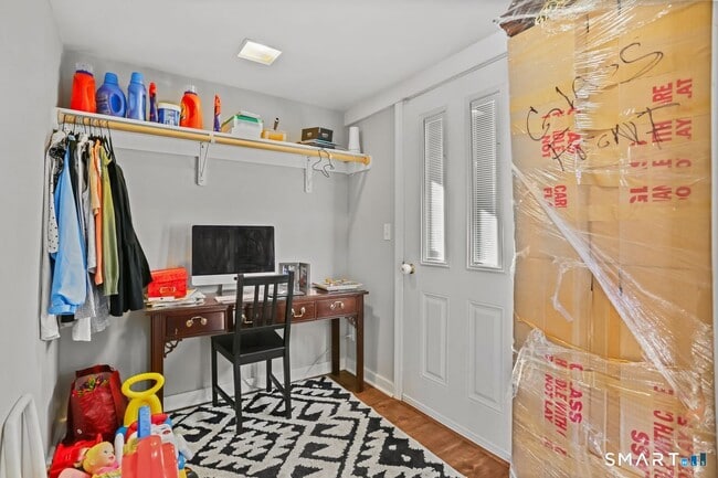 Building Photo - 234 Linwood Ave