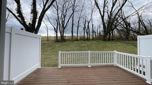 Building Photo - 31 W Duck St