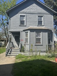 Building Photo - 6011 Lansing Ave
