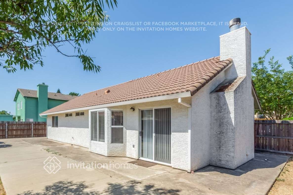 Building Photo - 828 Inder Ln