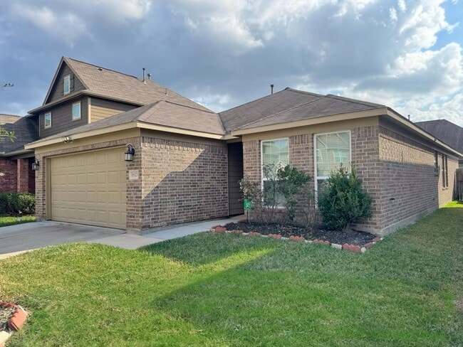 Building Photo - 18323 Spruce Tree Line Trl