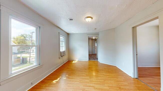 Building Photo - 3326 W.30th