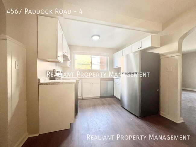 Building Photo - Modern 1-Bedroom Apartment in Paddock Hills