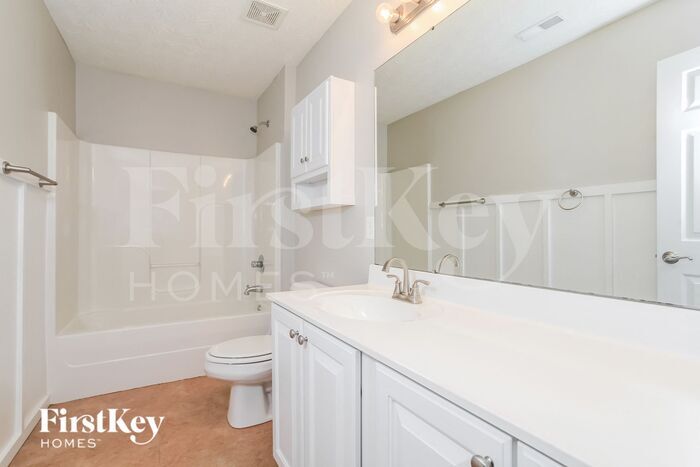 Building Photo - 5500 Appaloosa Cir