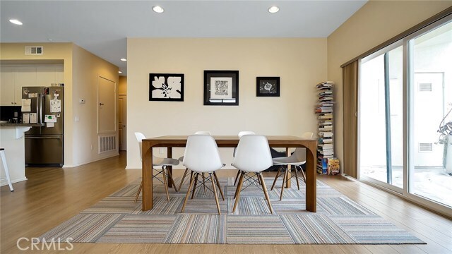 Building Photo - 13021 Central Ave