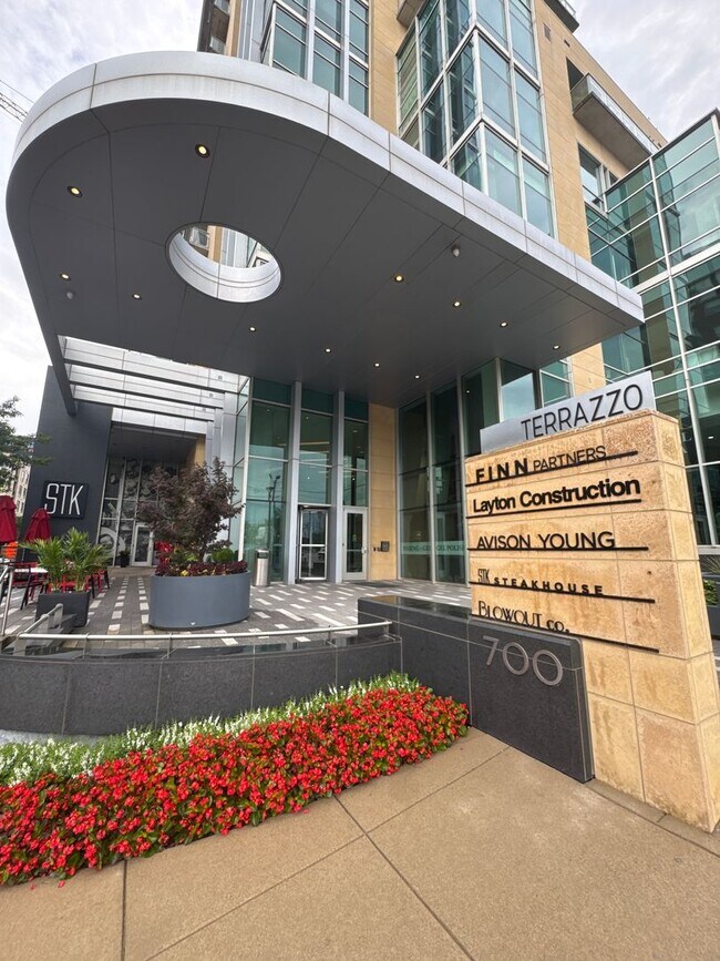 Building Photo - ? Special Offer: Apply and be approved by December 27, 2025, and receive ½ off the first month’s ...