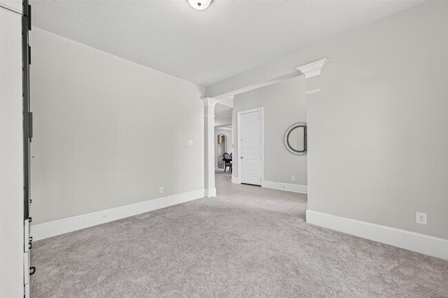 Building Photo - 32931 Franklin Brooks Dr