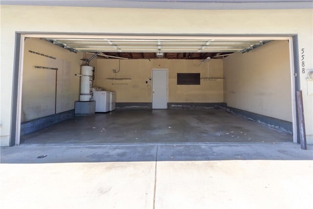 Building Photo - 5588 Cajon Ave