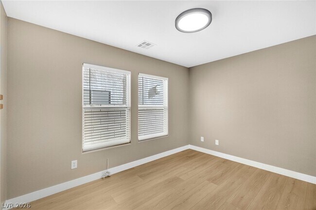 Building Photo - 6117 Brenneman St
