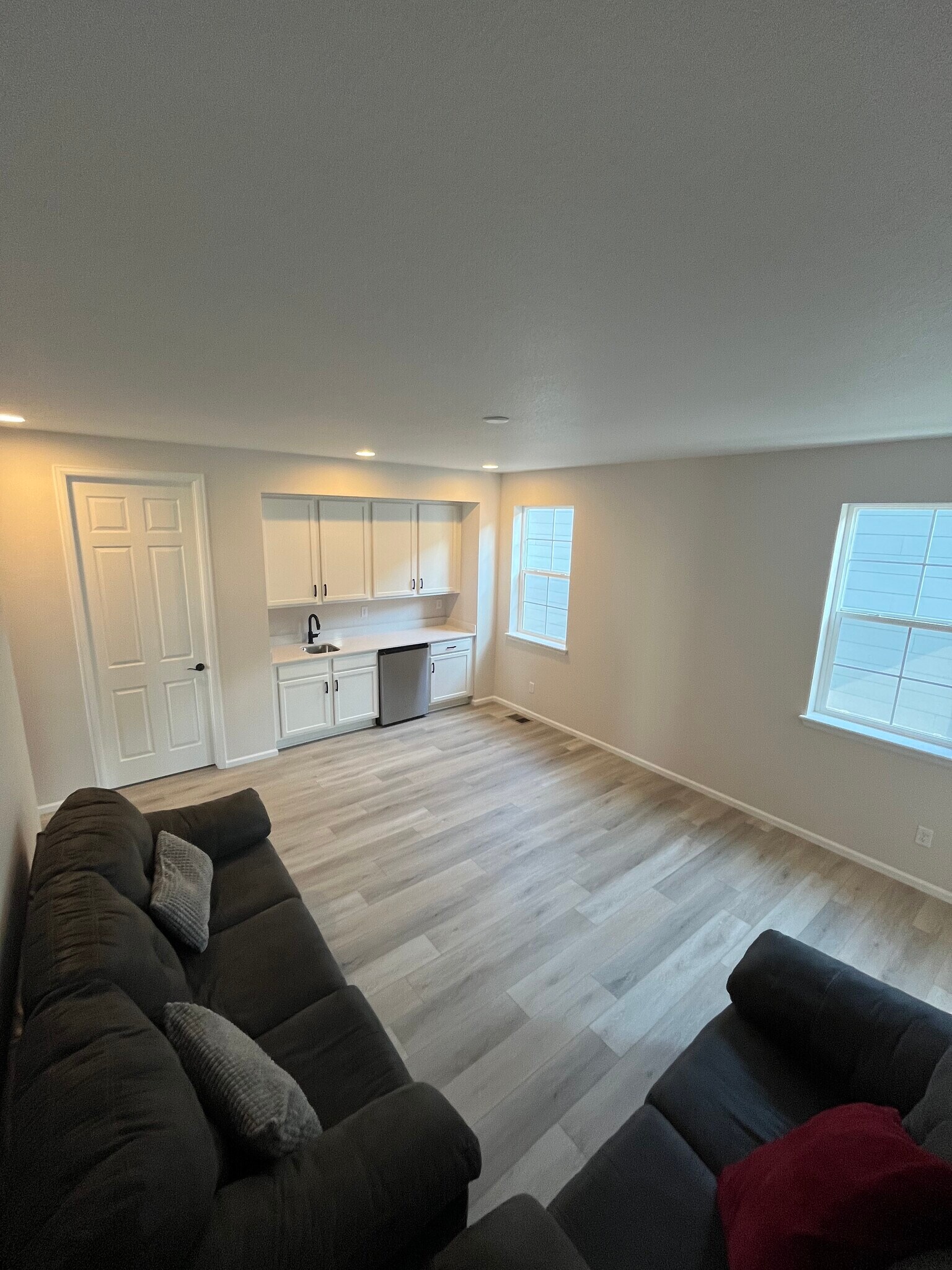 Kitchenette - 8916 Snake River St