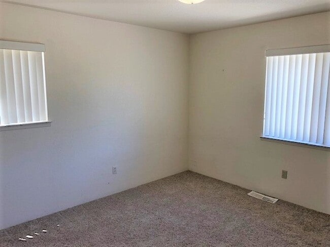 Building Photo - Downtown SLO 3 Bedroom / 2 Bath / 2 Car Garage