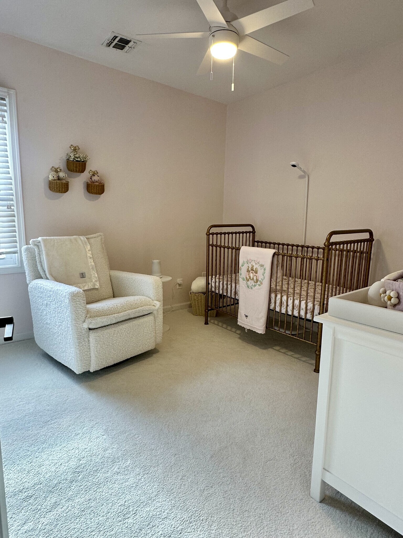 Building Photo - 66 King St