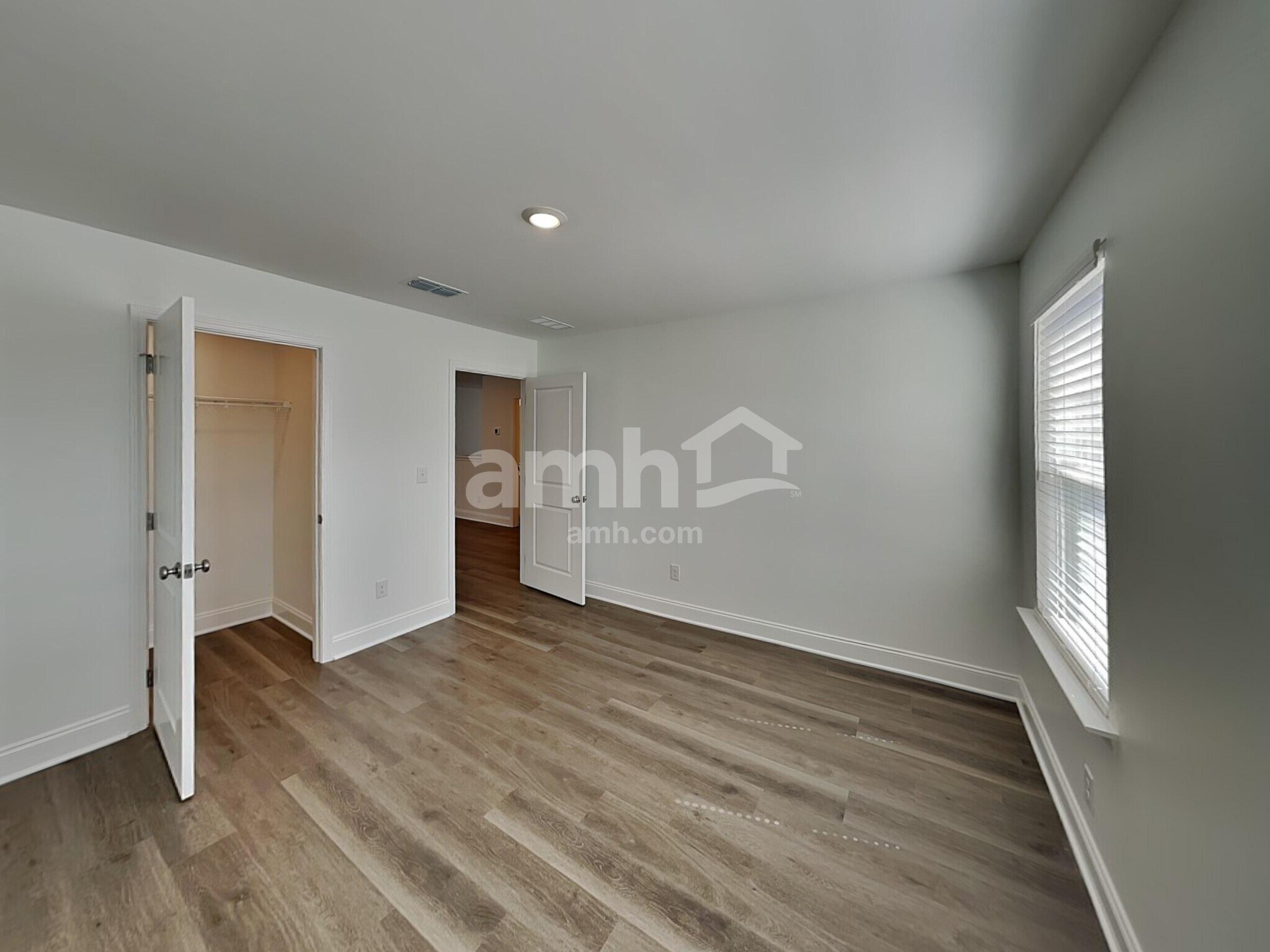 Building Photo - 210 Argea Dr