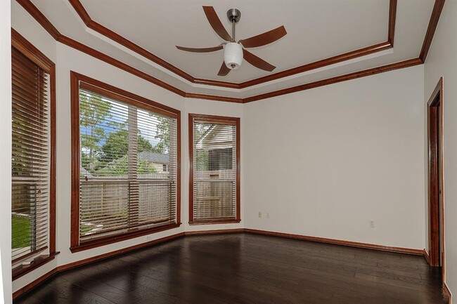 Building Photo - 14 Graceful Elm Ct
