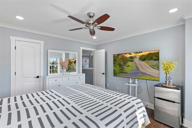 Building Photo - 405 Mystic Trail Loop