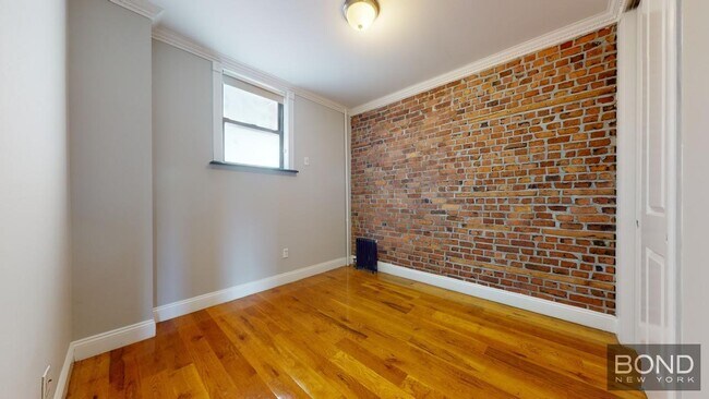Building Photo - 179 Essex St