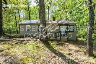 Building Photo - 2560 Palomino Ln