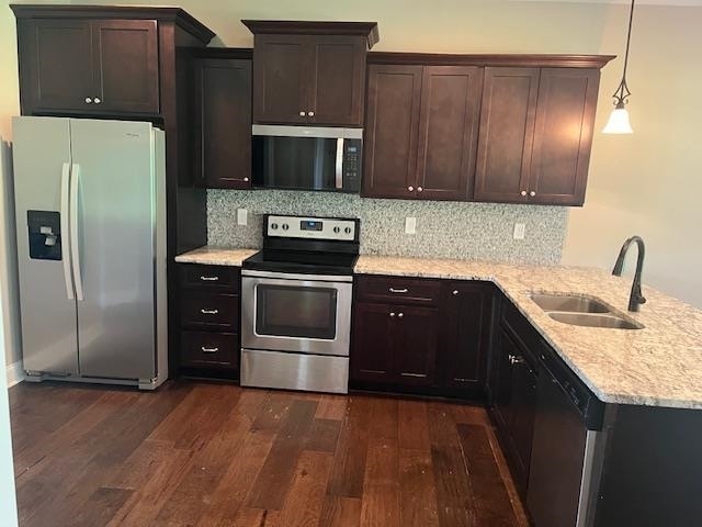 Building Photo - 433 Adalynn Cir