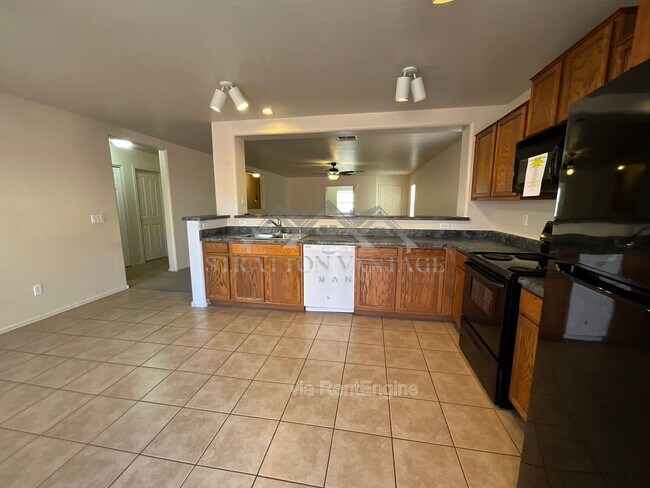 Building Photo - 11580 W Duran Ave