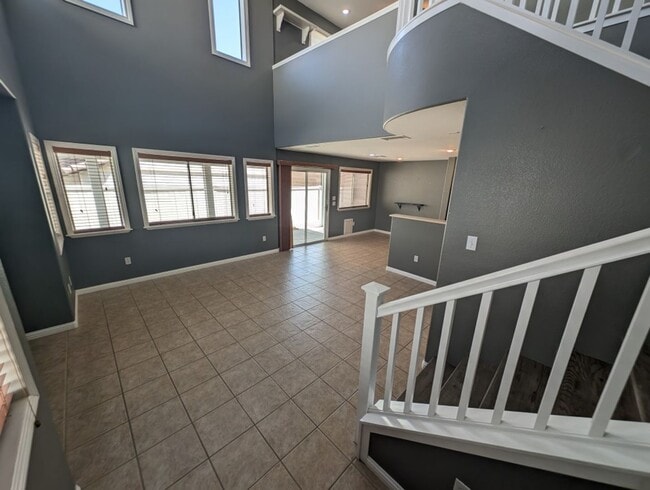 Building Photo - 9121 Spoonbill Ridge Pl