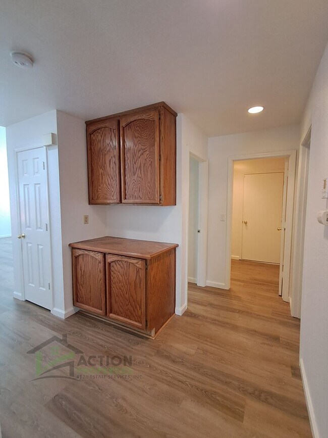 Building Photo - 3835 Hunters Glen Pl