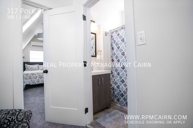 Building Photo - 317 Polk St