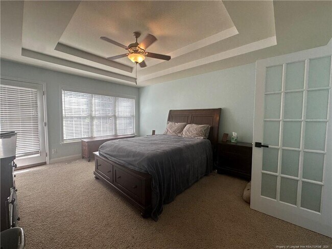 Building Photo - 143 Fairway Ln