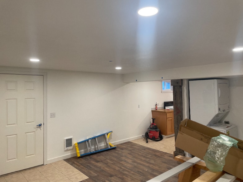 Building Photo - 2145 S 11th St W