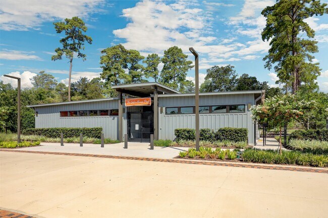 Building Photo - 804 Fall Rock Branch Dr