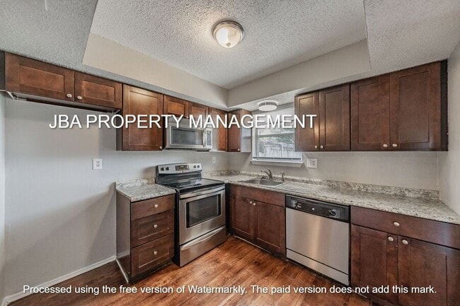 Building Photo - 1755 Farleigh Ct