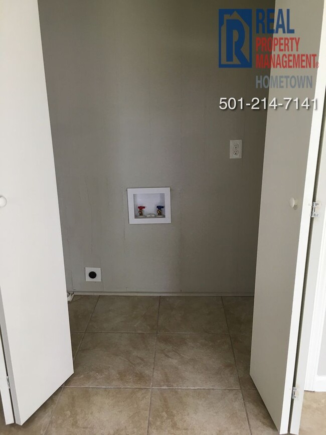Building Photo - 8701 Herrick Ln