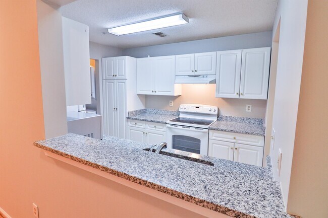 Building Photo - 12902 Churchill Ridge Cir