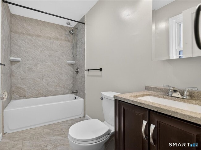 Building Photo - 91 Jewett St