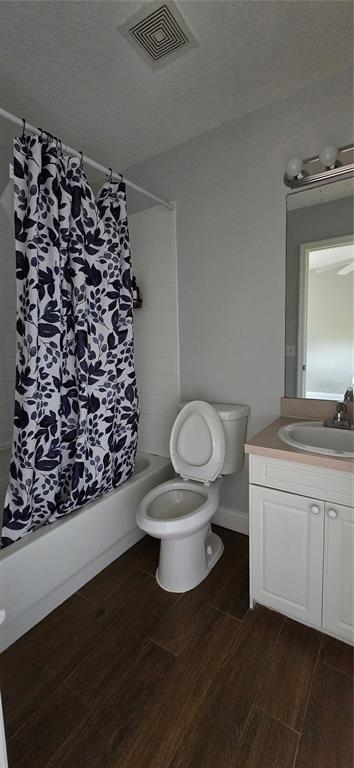 Building Photo - 372 Caribbean Dr