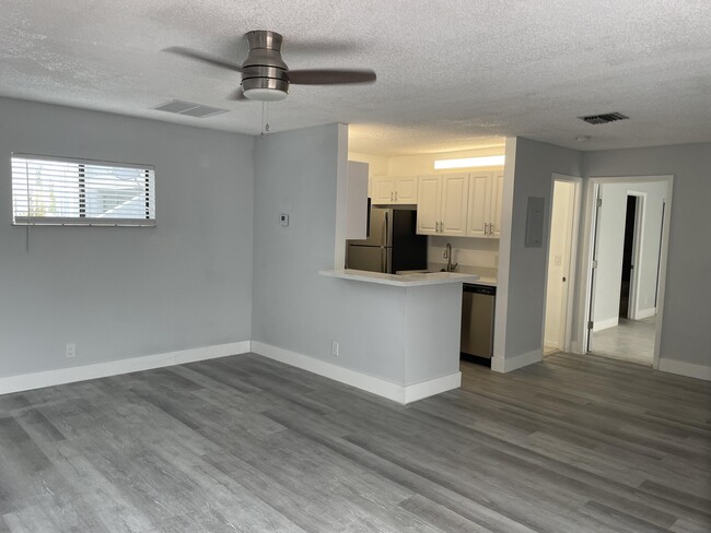 Building Photo - 35 Crossings Cir