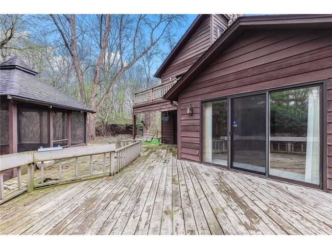 Building Photo - 5880 Christmas Lake Rd