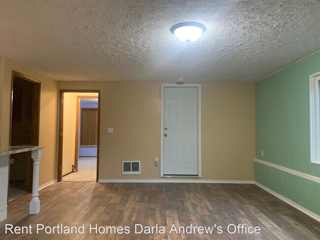 Building Photo - 1 br, 1 bath House - 9617 N Kalmar Street #B
